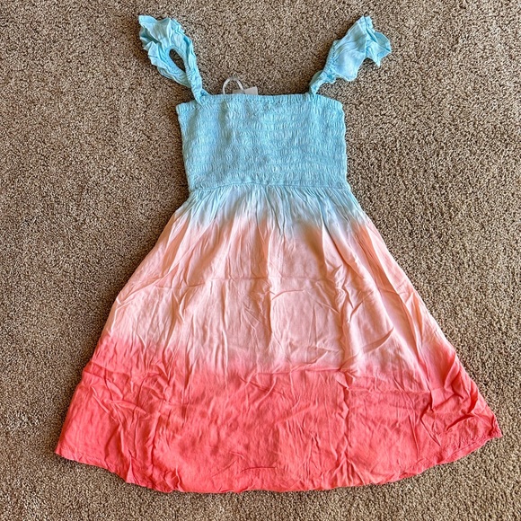 Tiare Hawaii Mommy and Me Matching Dresses in Gradasi Soft Rainbow - Picture 8 of 17